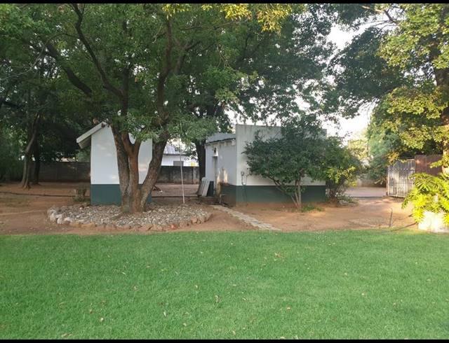 4 BEDROOM HOUSE FOR SALE IN WOLMARANSSTAD